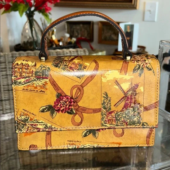 Patricia Nash “My European Trip” Satchel/Crossbody 8.5”x 5.5”x 2.75” NWT